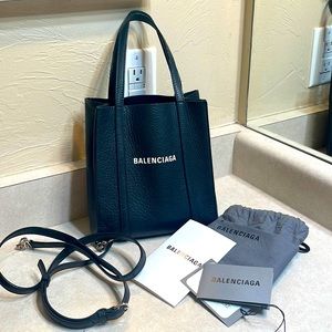 Balenciaga Small Tote Sling Bag 💯 Authentic